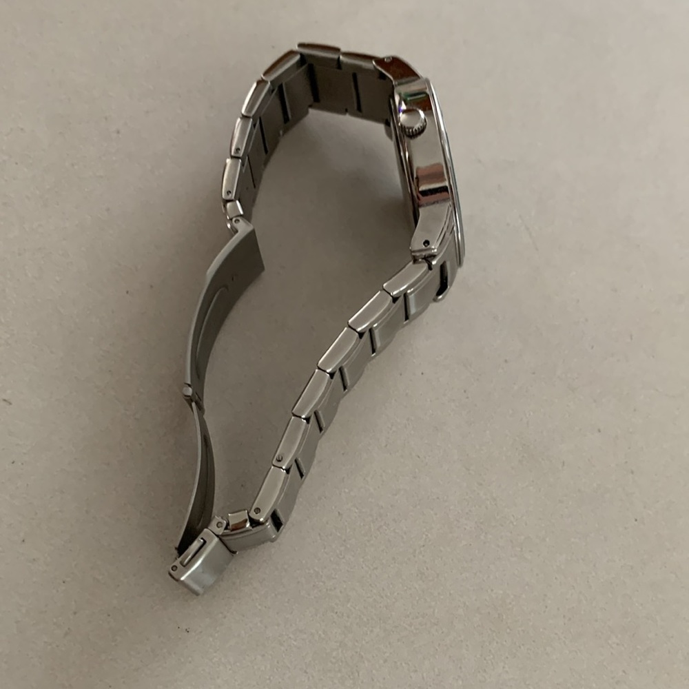 Stainless steel menβs watch - Picture 6 of 9